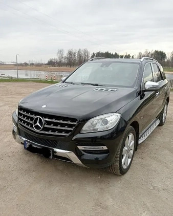 Mercedes-Benz ML cena 77000 przebieg: 271120, rok produkcji 2012 z Września małe 137